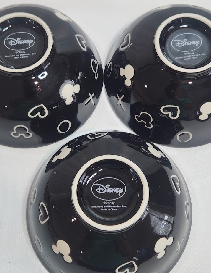 Disney LOVE MICKEY Set of 3 Heart Rice Cereal Ice Cream Bowls Black White Gold