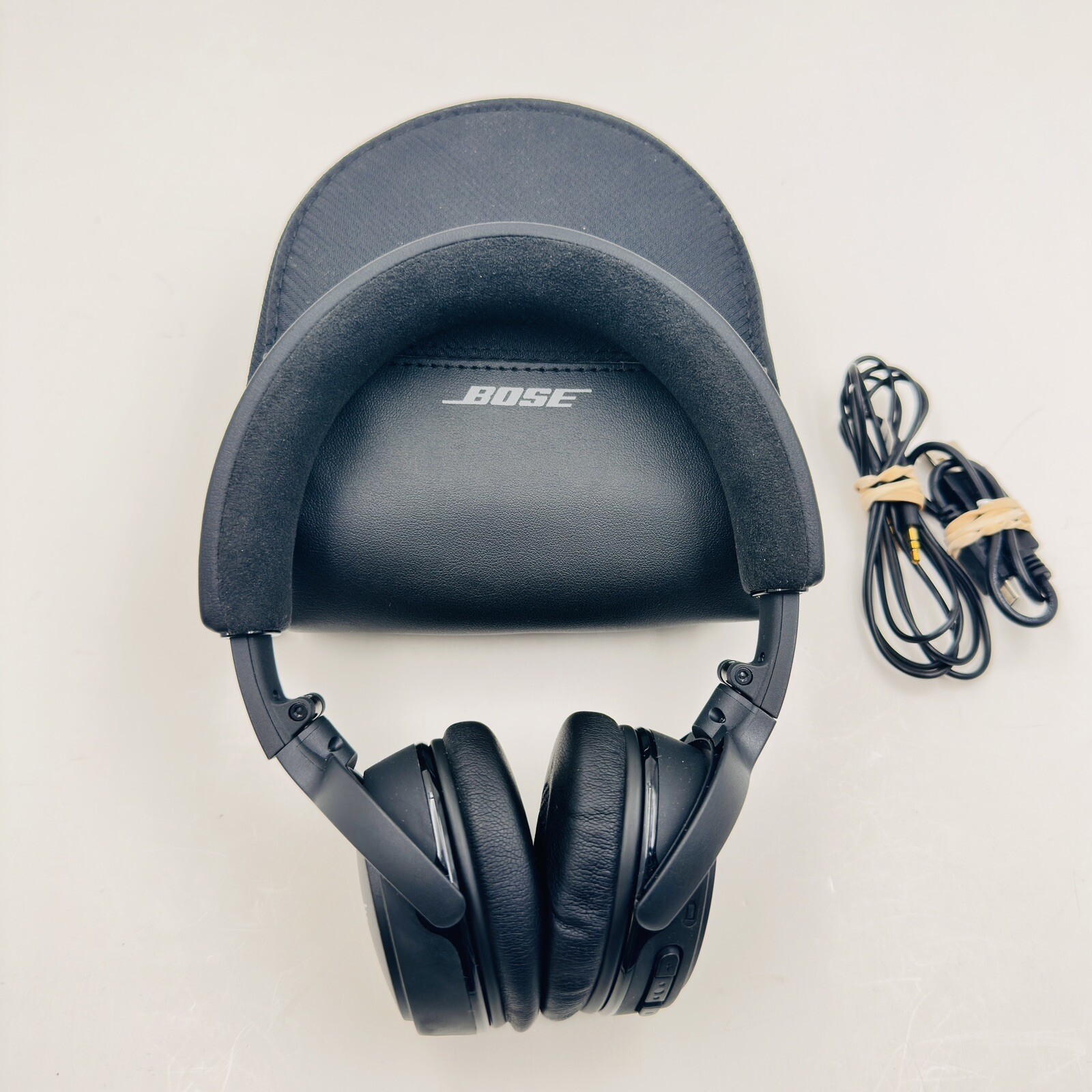 Bose SoundLink On-Ear Bluetooth Wireless Headband Headphones in Black