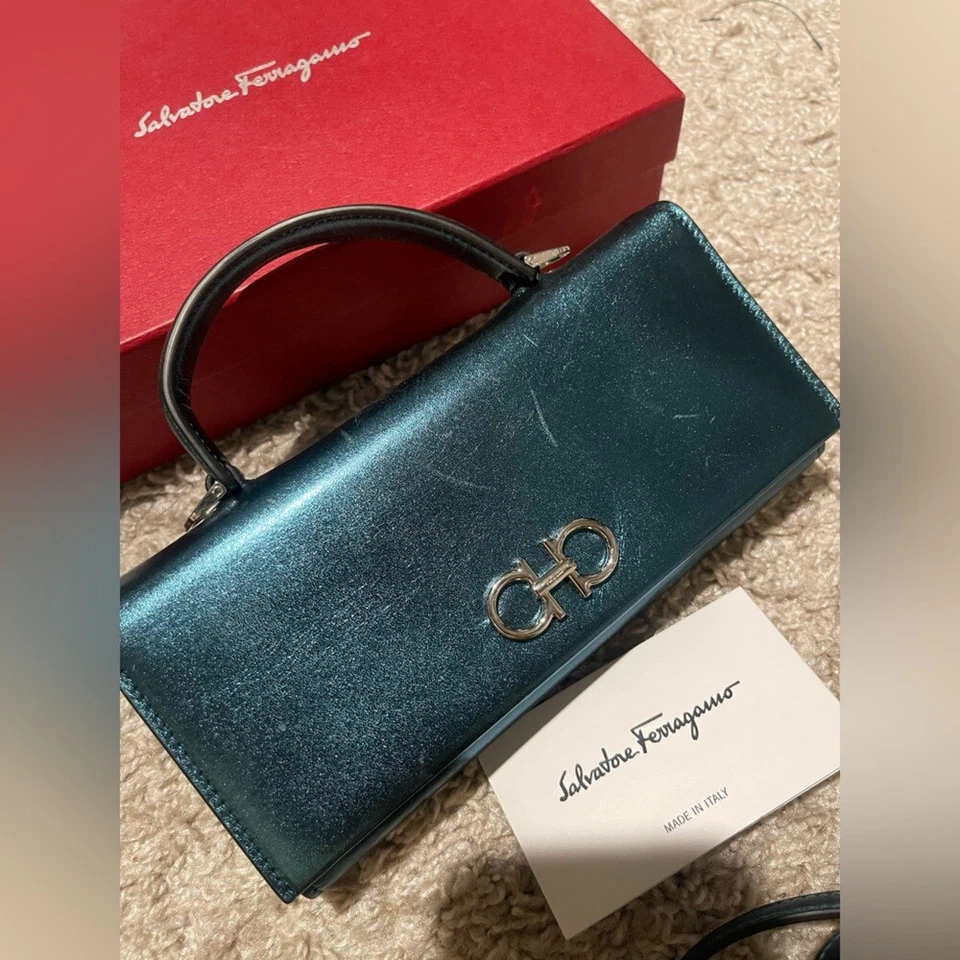 Authentic Salvatore ferragamo 2way wallet clutch mini leather bag - Image 3 of 4