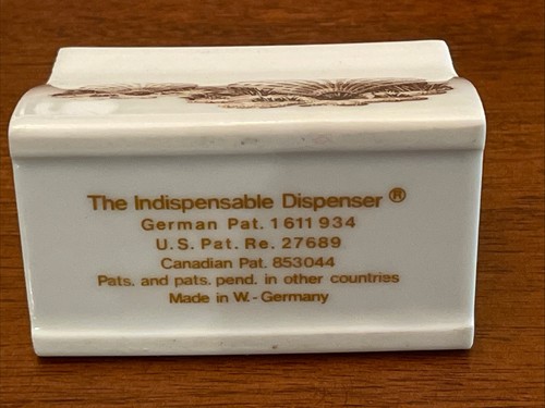 The Indispensable Dispenser Toothpaste Squeezer Germany with Shell Design Beach - Foto 6 di 9