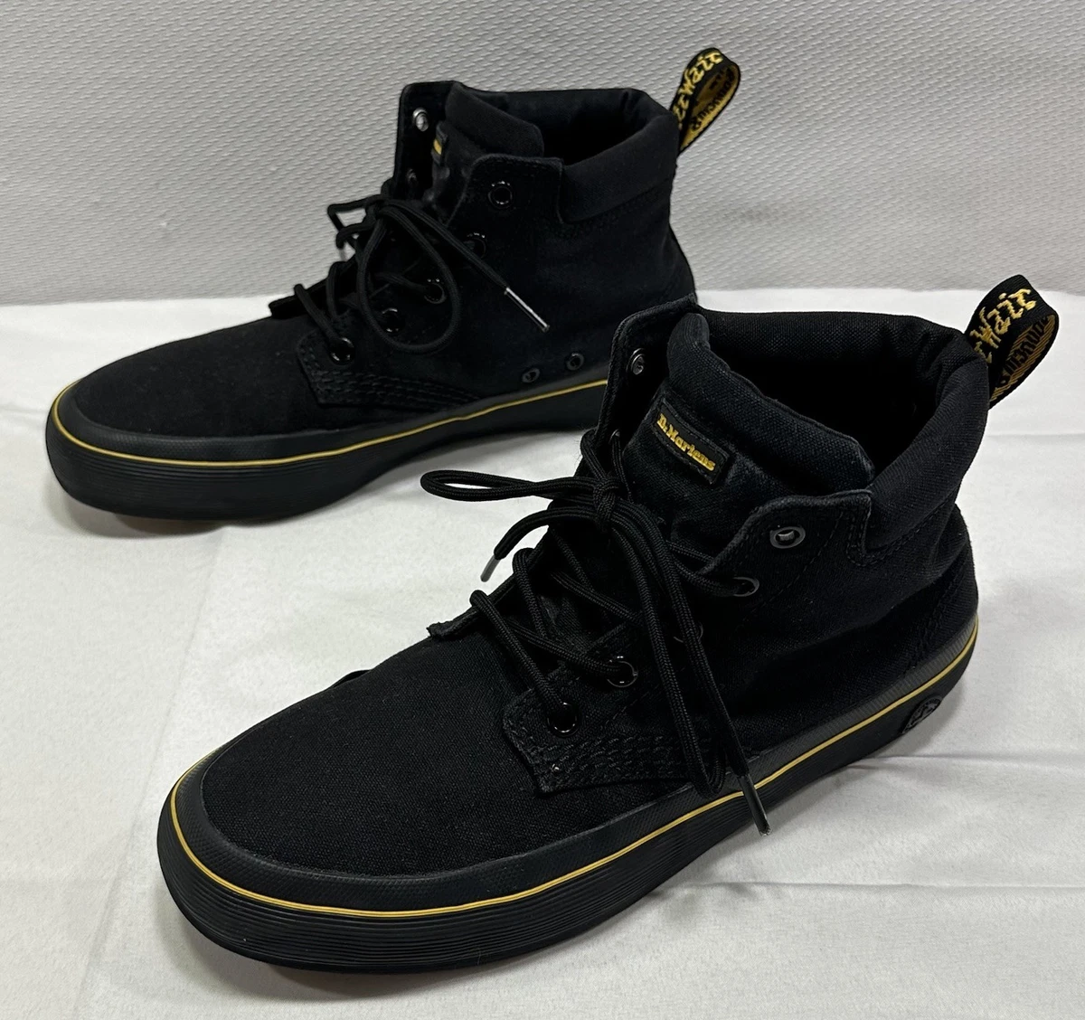 Dr. Martens Women