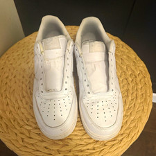 Nike Air Force 1 '07 Low Triple White Men  s Sneakers US 8
