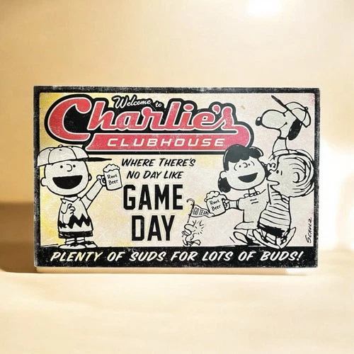 Vintage Hallmark Charlie Brown Snoopy Welcome To Charlie's Clubhouse Sign