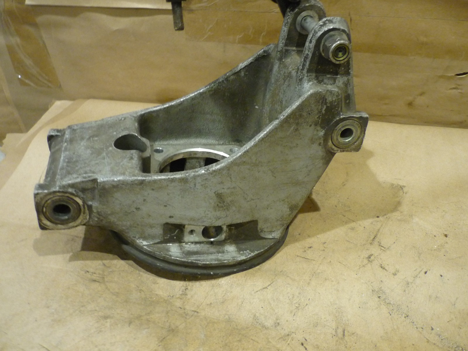 Ferrari 355 -LH Rear Wheel Hub Holder - Knuckle (USED) - P/N 175476