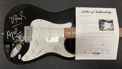 Black Eyed Peas 4x Band-Signed Electric Guitar w/ Will.I.Am PSA/DNA LOA
