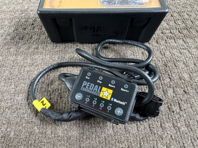 Pedal Commander PC27  Toyota 4Runner 2010-2024, Toyota Tundra, Land Cruiser +
