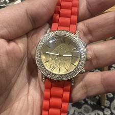 Working Rocawear Quartz ladies Watch Gold Tone Crystals RED Silicone Band 38mm