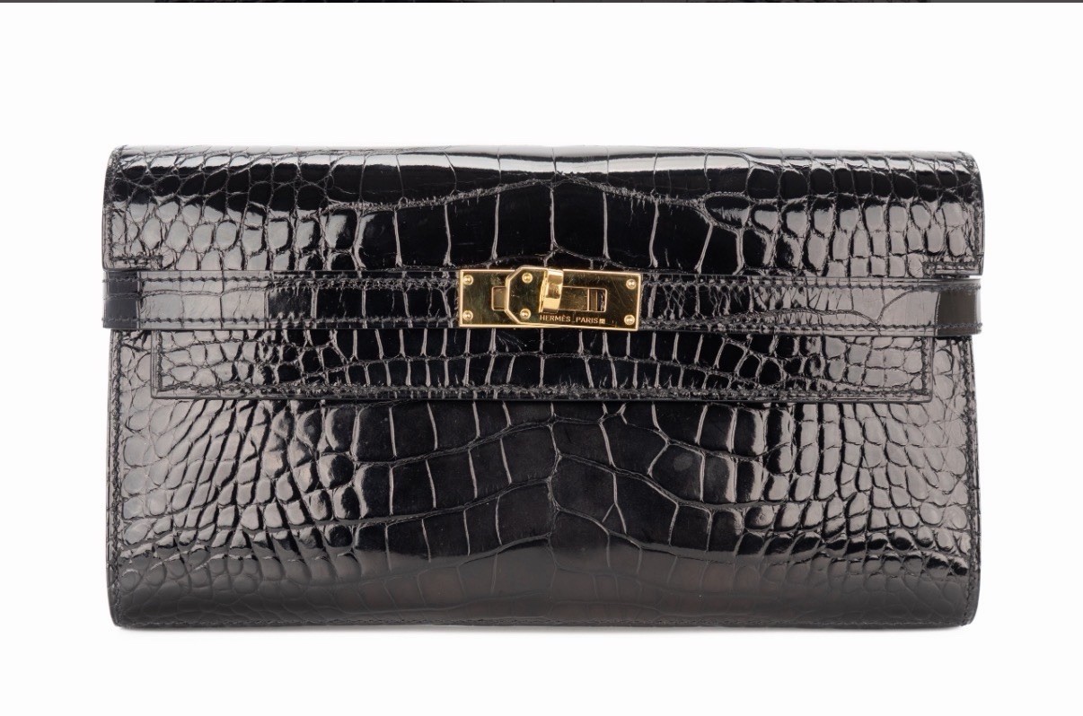 Hermès Kelly To Go Noir – Black Shiny Alligator Gold Hardware Pre Loved