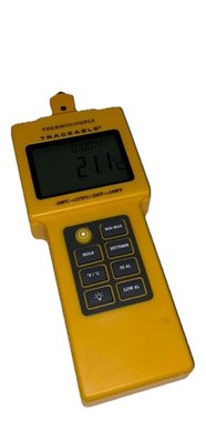 Traceable 4015 Total-Range Thermocouple Thermometer Water-Resistant Design