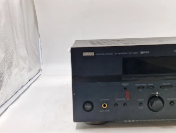 Yamaha RX-V650 AV Receiver - Not Working, For Parts - Image 2 of 4