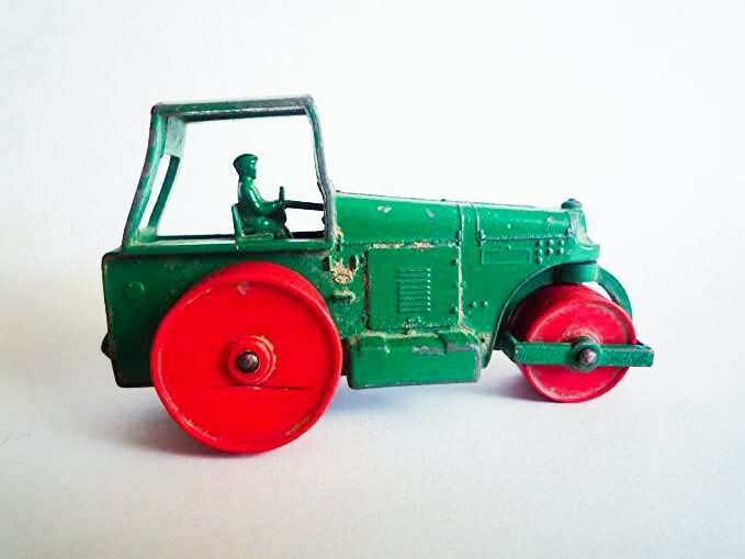 稀少　マッチボックス ロードウェイシリーズR-1 LESNEY matchbox 稀少 マッチボックス ロードウェイシリーズR-1 LESNEY matchbox