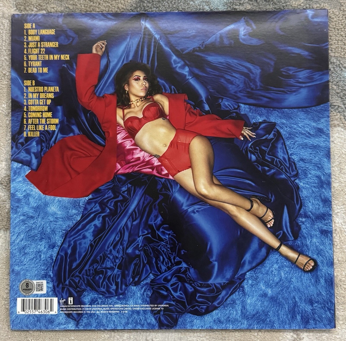 KALI UCHIS SIGNED ISOLATION VINYL LP RECORD ALBUM + BECKETT KALI UCHIS SIGNED ISOLATION VINYL LP RECORD ALBUM + BECKETT