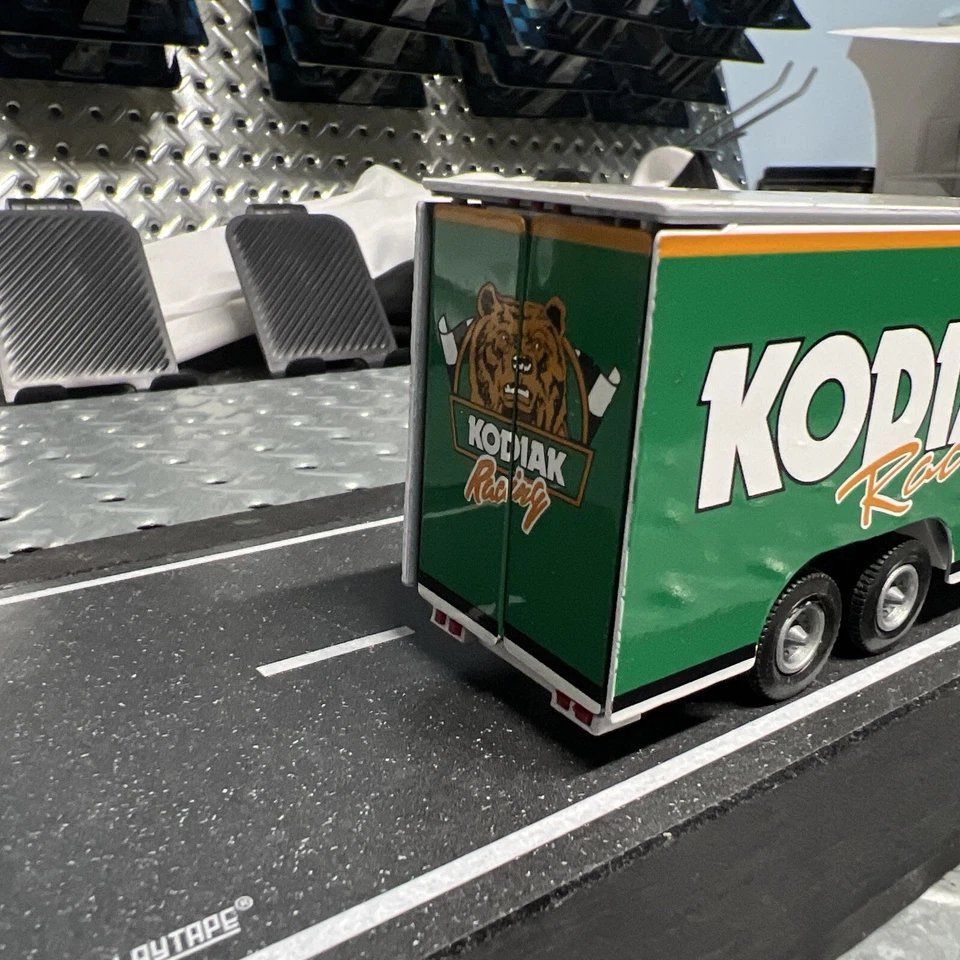 Ken Schrader #25 - Kodiak Racing.  Very Nice Winross Die-cast Collectible! - Image 2 of 4