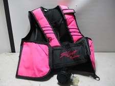 K261 Seaquest Explorer ADV/BCD Scuba Vest Hot Pink Women's Size Small