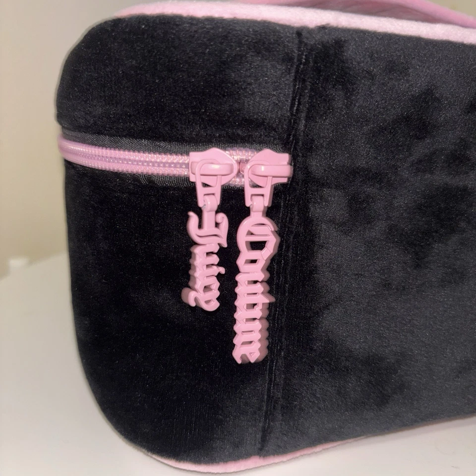 Bolsa de tren cosmética maquillaje Juicy Couture terciopelo negro I Love JC estrás Y2K Foto 3 de 4