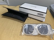 DONNA Women's Classic Polarized Sunglasses New Opened W/ Sunglasses Case