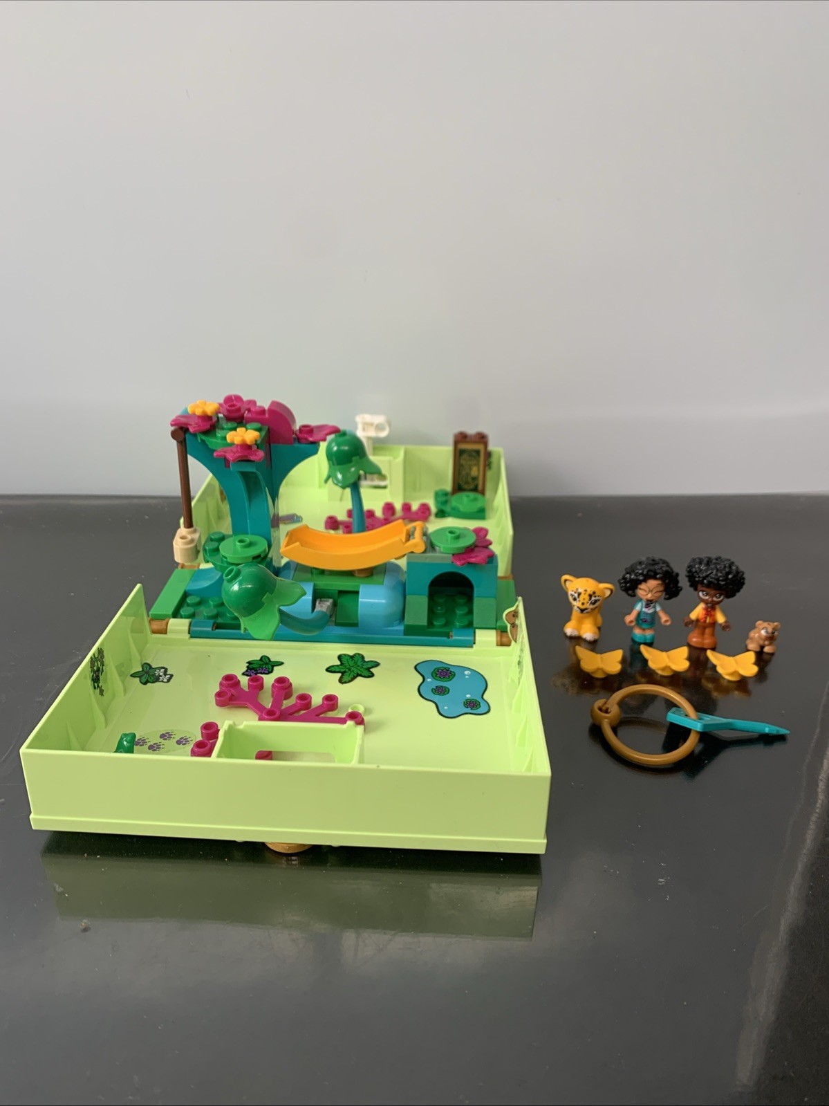 LEGO Disney: Antonio's Magical Door -43200