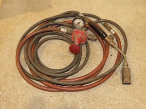 Complete Propane Torch Nozzles with Red Handles Hose Regulator Etc REGO 567B