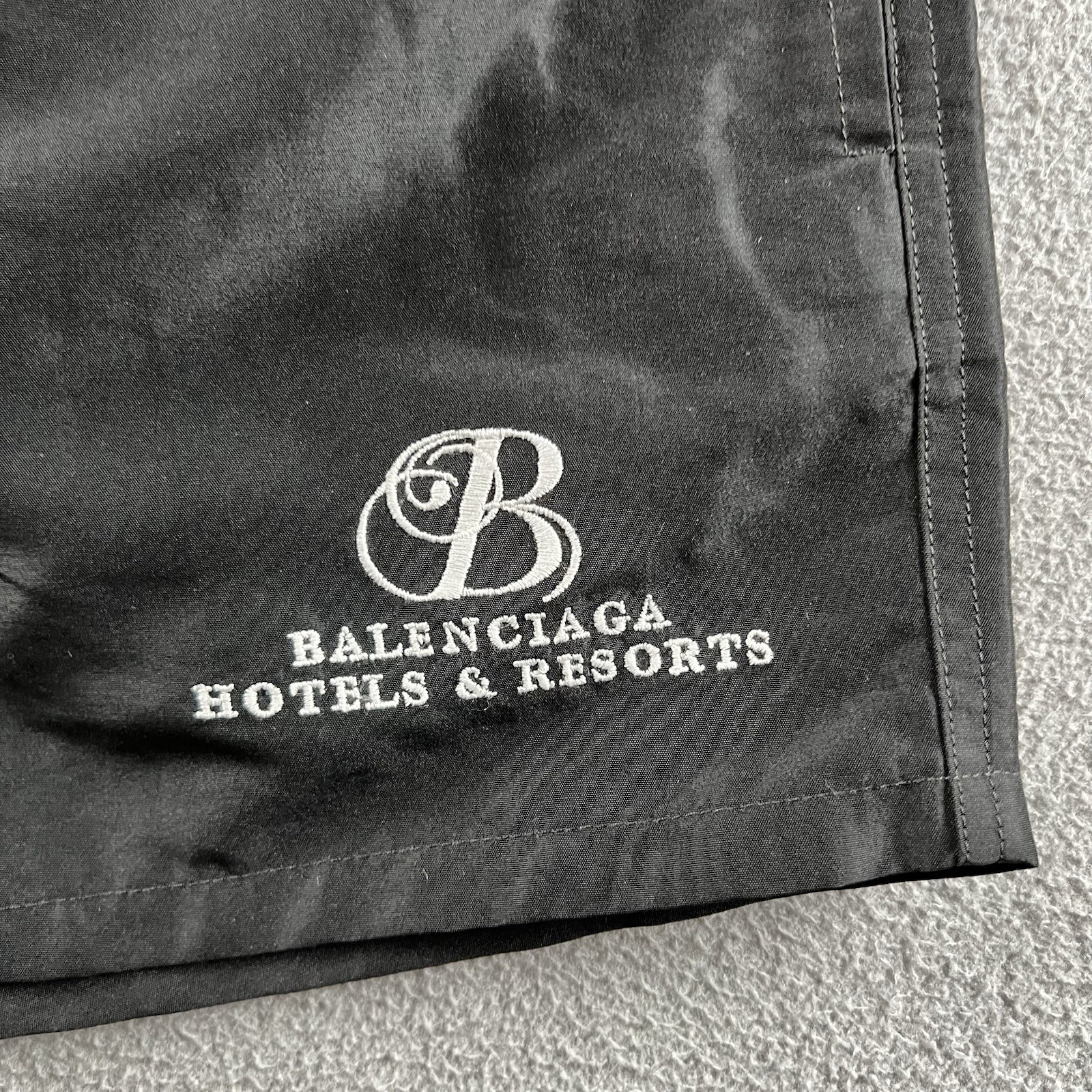 Balenciaga Hotels & Resorts Swim Shorts Mens XS Black Baggies Justin Bieber RARE image 2