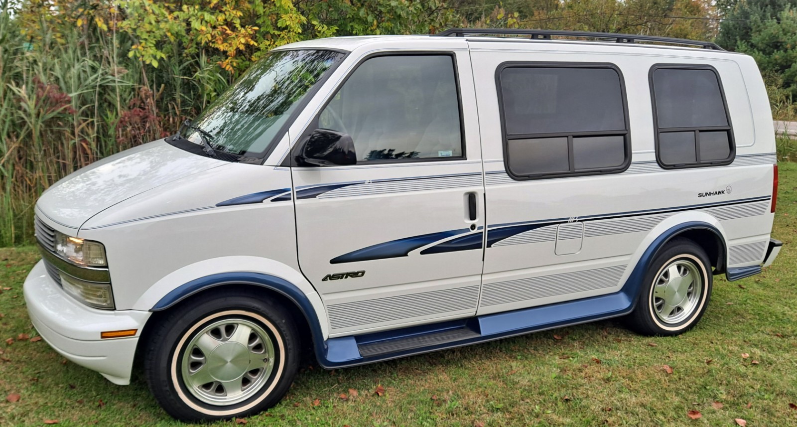 1998 Chevrolet Astro for sale in North Street Michigan
