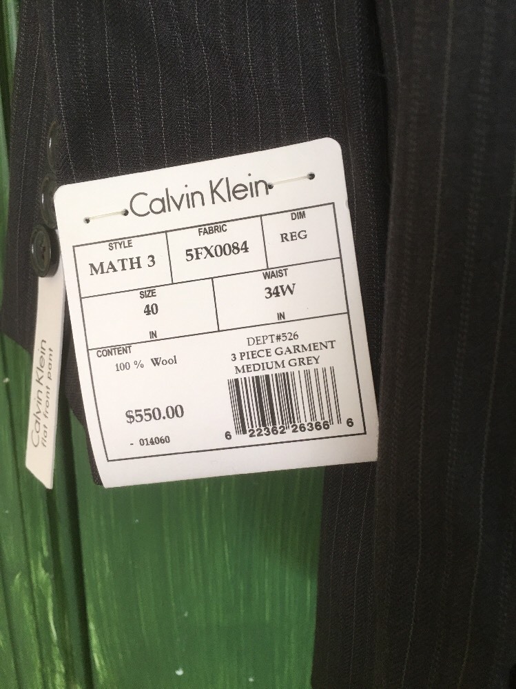 Calvin Klein 3 Piece NWT Suit 40R 34 Waist image 3