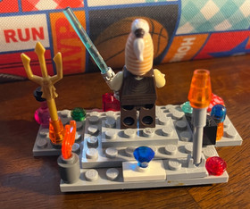 LEGO Star Wars Minifigure Ki-Adi-Mundi 7959 Geonosian Starfighter sw0319