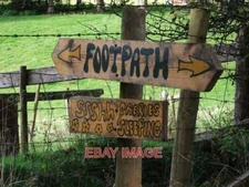 PHOTO  DETAIL OF FOOTPATH SIGN AT CAE-MADOG  2010