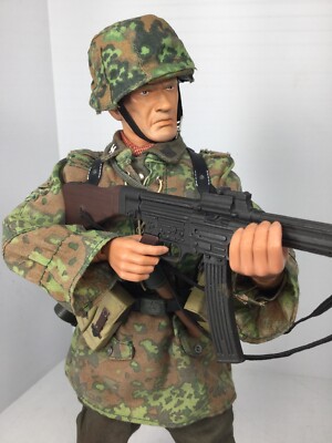 1/6 DRAGON GERMAN 11TH SS NORDLAND DIV MP-44 CAMOUFLAGE GRENADE