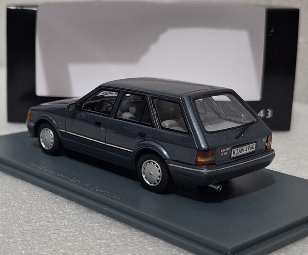 Ford England Escort MK4 Turnier 1.6 GL 5-Door 1986 Grey 1:43 Neo