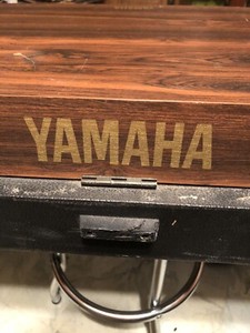 Yamaha CP20 Analog Stage Piano Keyboard With Legs And Pedal Works