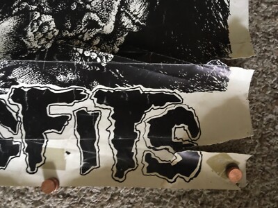 状態悪いですTAZ Misfits 1996 限定ポスター サイン入り 状態悪いです