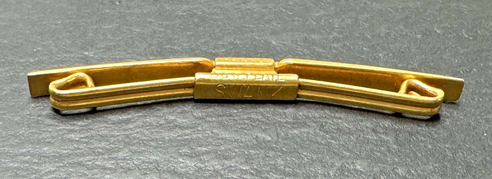 TWO VINTAGE SWANK GOLD TONE COLLAR BAR CLIPS M220