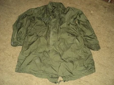 VINTAGE US MILITARY ISSUE EXTREME COLD WEATHER FISHTAIL PARKA SMALL REG NEW 1976