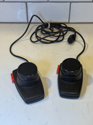 Pair of Vintage Atari 2600 Gemini paddles Untested