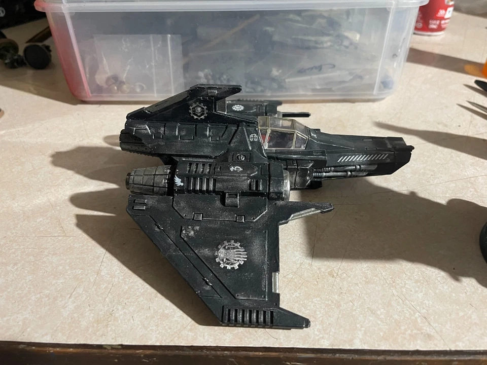 Interceptor Xifón Manos Hierro con Soporte de Exhibición Herejía Horus Foto 4 de 4