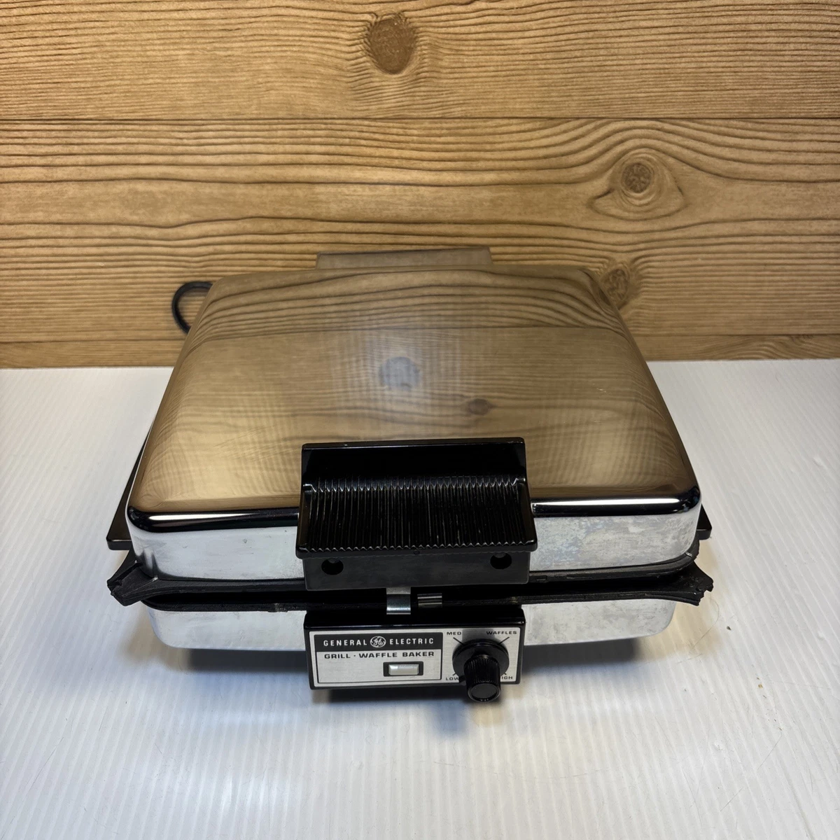 GE 900-1199 W Square Waffle Makers for sale | eBay
