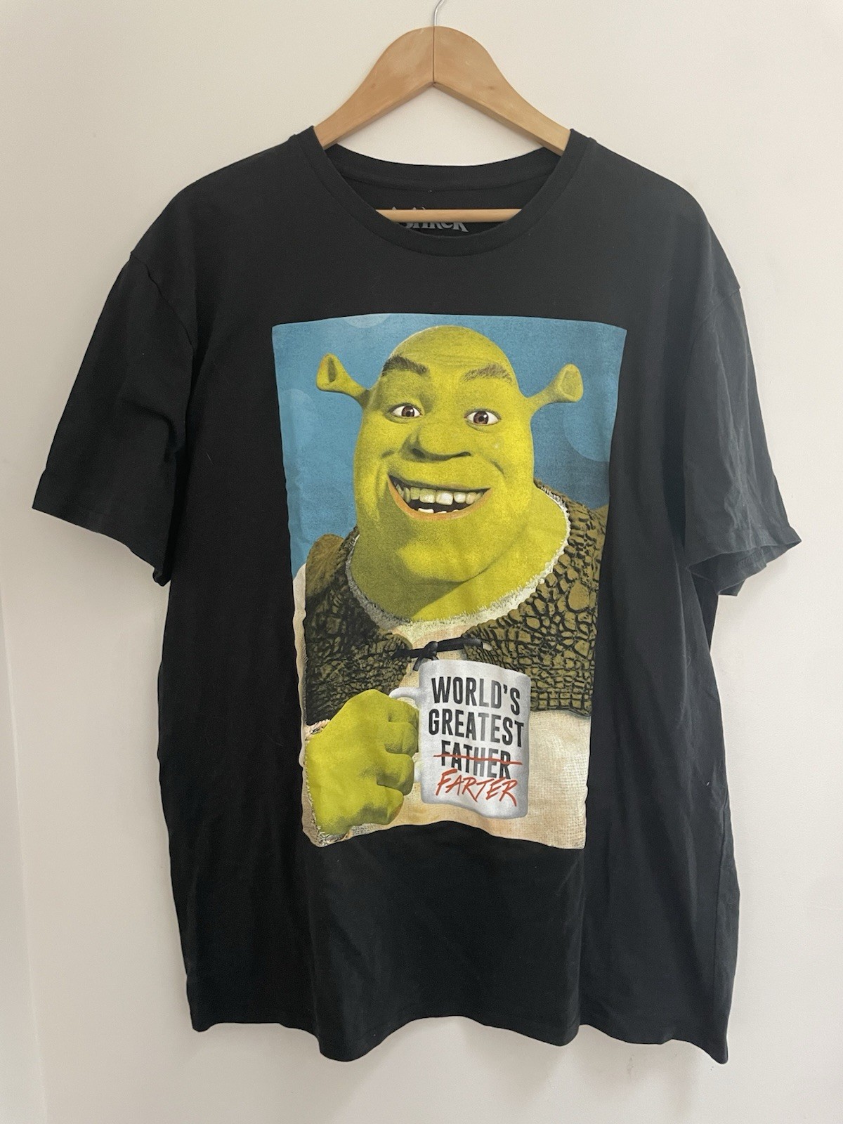 DreamWorks Shrek Men's World's Greatest Farter Graphic Crewneck T-Shirt Black XL