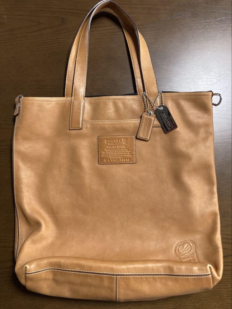 Coach Large Reversible Leather & Fabric Tote in Beige - Preowned
