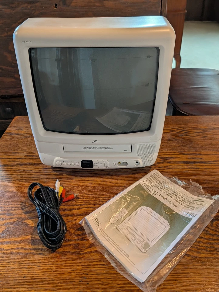 Zenith TVBR1325W 13英寸CRT电视/VCR组合VHS带手动,前输入,复古游戏 — 第 2/4 张图片