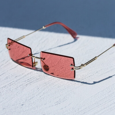 Men’s Ruby Red Retro Rectangle Vintage Gold Square Tint Rimless Sunglasses 