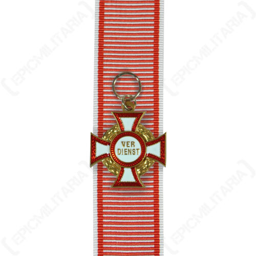 Österreichisches Militär Verdienstkreuz - 3. Klasse mit Kriegsschmuck Medaille Preis Repro - Bild 1 von 2