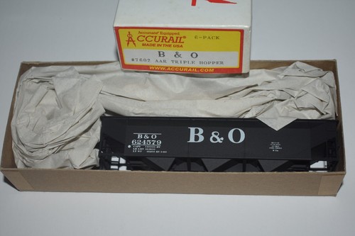 Tolva de 3 bahías escala HO Accurail 7602 Baltimore y Ohio 624579 C50357 | Zustand: Used