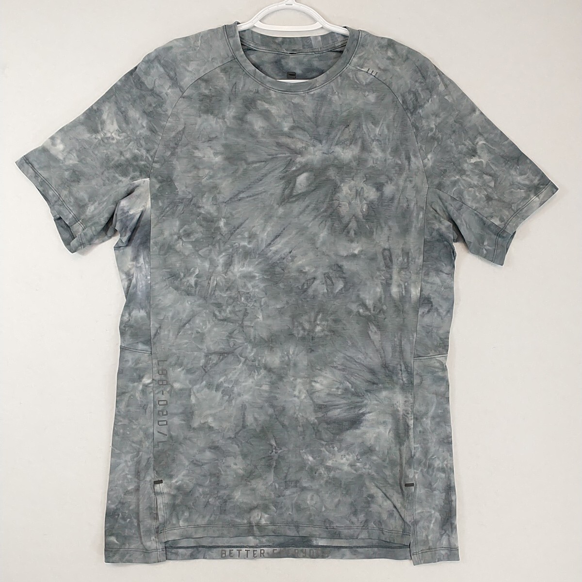 Lululemon Men Shirt L98-021/LTT Tie Dye Gray 