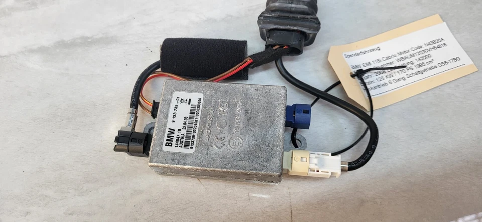 BMW 1er E88 USB-/Audio Schnittstelle Hub 8410 9123739 - Bild 4 von 4