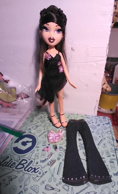 Bratz Girlz Night Out   Dana Dress shoes / Jeans and top Pre Owned