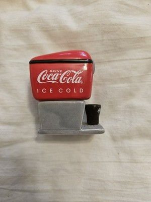 Coca- Cola Ceramic Soda Fountain Dispenser Salt & Pepper Shaker