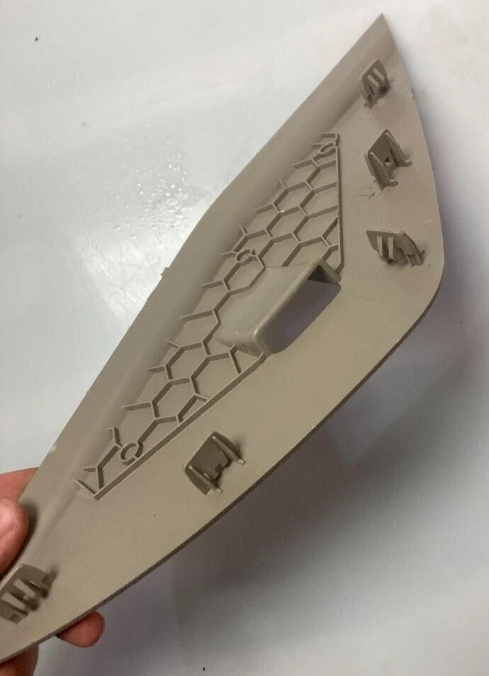 08-12 FORD ESCAPE TAMPA DE EXTREMIDADE DO PAINEL ESQUERDO P/N 8L84-7804481-A PEÇA USADA PELO FABRICANTE - Imagem 4 de 4