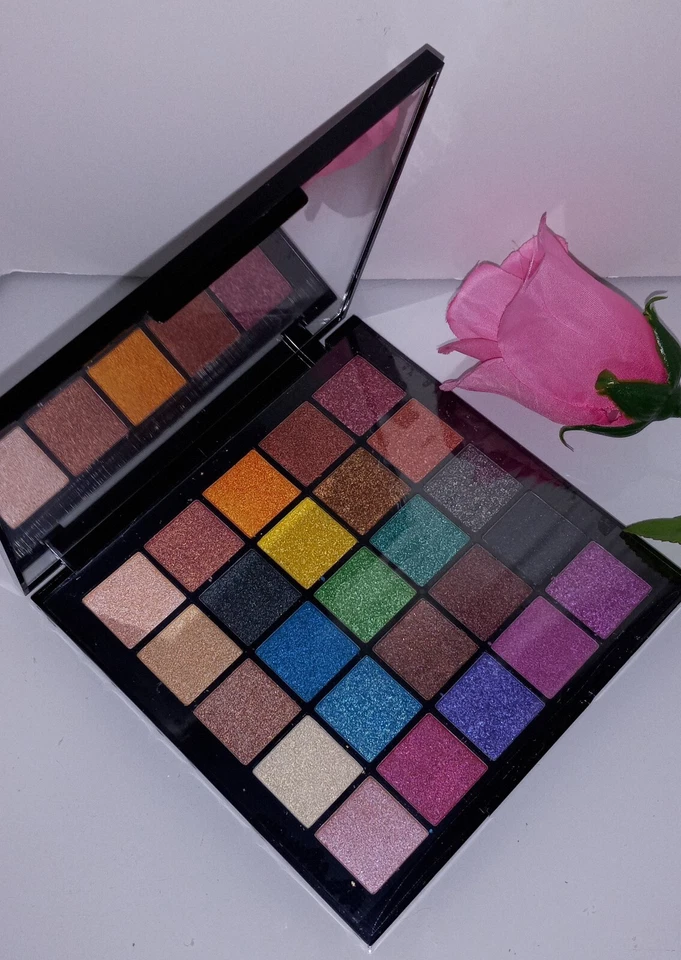 KleanColor FAB Shimmer Eyeshadow Palette 25 Shimmering Glitter Shades - Image 3 of 3