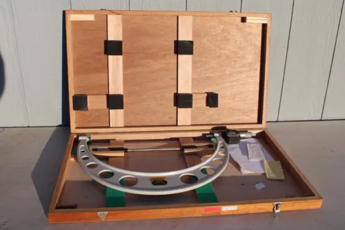 USED MITUTOYO 16"-17" MICROMETER 293-775 w/ Ratchet AND WOODEN CASE