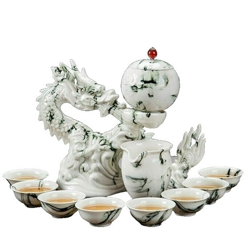 茶虎 Chinese Pastel Porcelain Handpainted Exquisite Tiger Pattern